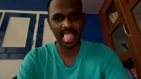 singletamilboy2 online show from 02.27.26