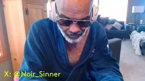 Snapshot of sinnernoir chatting on 03.12.26 My Name Is..............................John online show from 03.12.26