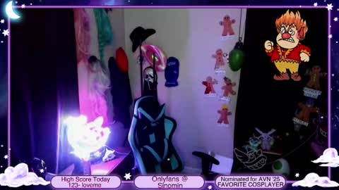 Snapshot of sinominx chatting on 12.28.24 Sinomin online show from 12.28.24