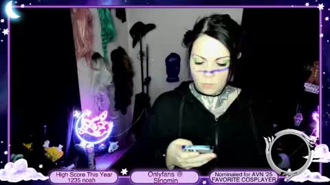 Snapshot of sinominx chatting on 01.18.25 Sinomin online show from 01.18.25