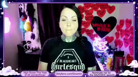 Snapshot of sinominx chatting on 02.25.25 Sinomin online show from 02.25.25