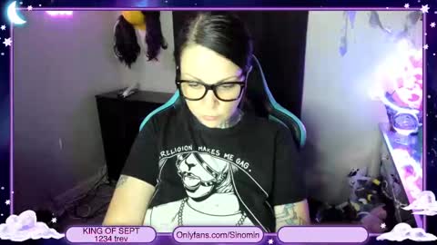 Snapshot of sinominx chatting on 09.25.25 Sinomin online show from 09.25.25