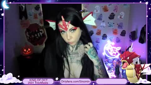 Snapshot of sinominx chatting on 10.25.25 Sinomin online show from 10.25.25