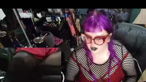Sinstress hemlock online show from 06.25.26