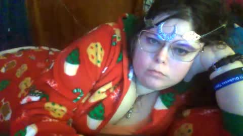 Siofra online show from 12.16.25