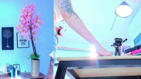 Siouxsie online show from 09.21.25