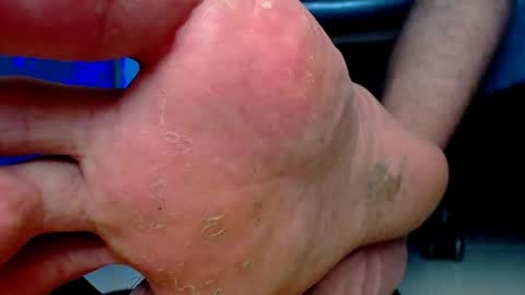 only foot                         worshipers here online show from 09.16.25