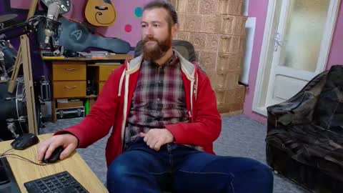 Snapshot of sir_pelo_iv chatting on 10.12.25 I am The Fourth and only Sir. Pelo online show from 10.12.25