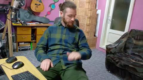 Snapshot of sir_pelo_iv chatting on 11.10.25 I am The Fourth and only Sir. Pelo online show from 11.10.25