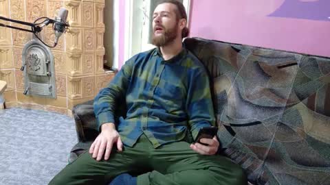 Snapshot of sir_pelo_iv chatting on 11.18.25 I am The Fourth and only Sir. Pelo online show from 11.18.25