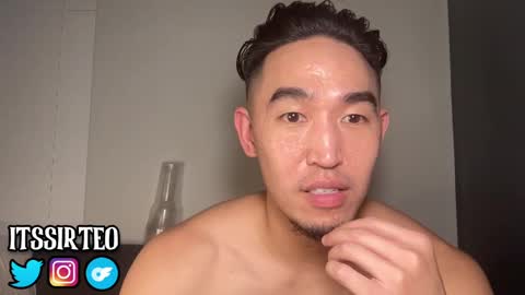 Snapshot of sir_teo chatting on 02.22.25 SIR TEO online show from 02.22.25