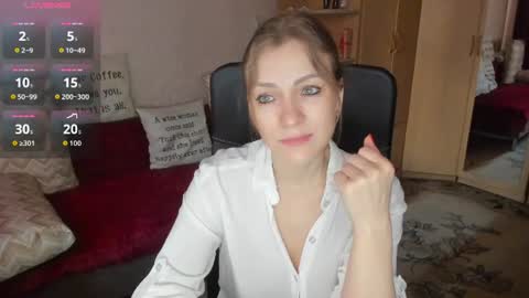 Snapshot of sirenasilk chatting on 07.14.26 sirenasilk online show from 07.14.26