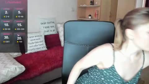 Snapshot of sirenasilk chatting on 07.22.26 sirenasilk online show from 07.22.26