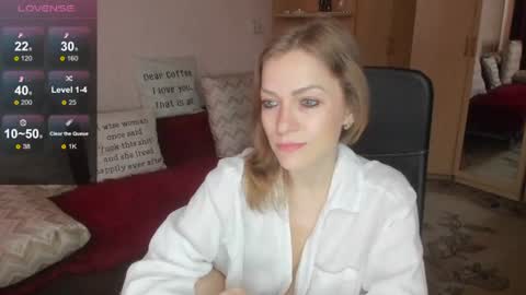 Snapshot of sirenasilk chatting on 07.23.26 sirenasilk online show from 07.23.26