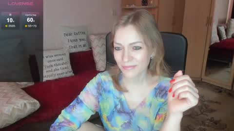 Snapshot of sirenasilk chatting on 07.24.26 sirenasilk online show from 07.24.26