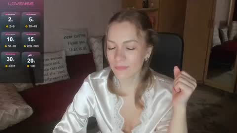 Snapshot of sirenasilk chatting on 07.30.26 sirenasilk online show from 07.30.26