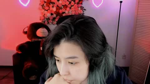 Snapshot of sirenmystique chatting on 04.19.26 Si online show from 04.19.26