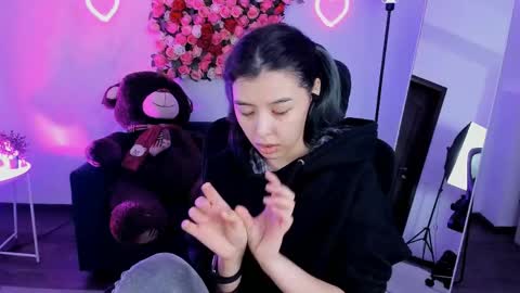Snapshot of sirenmystique chatting on 04.21.26 Si online show from 04.21.26