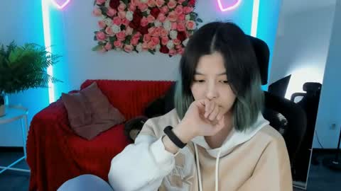 Snapshot of sirenmystique chatting on 05.05.26 Si online show from 05.05.26