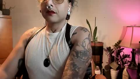 Snapshot of sirmrwombat chatting on 01.09.26 SirMrWombat online show from 01.09.26