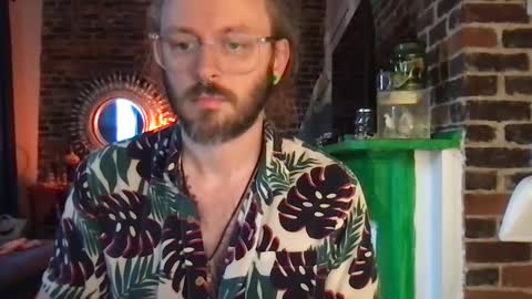 Snapshot of sirpsychosexy1987 chatting on 09.24.25 sirpsychosexy1987 online show from 09.24.25