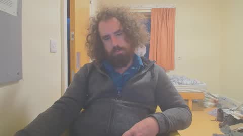 Snapshot of sirspammer chatting on 09.24.25 sirspammer online show from 09.24.25