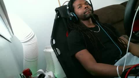 Snapshot of sirthedom chatting on 09.14.25 sirthedom online show from 09.14.25