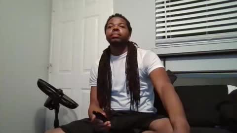 Snapshot of sirthedom chatting on 10.29.25 sirthedom online show from 10.29.25