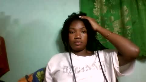 Snapshot of sisih567089 chatting on 10.31.25 sisih567089 online show from 10.31.25