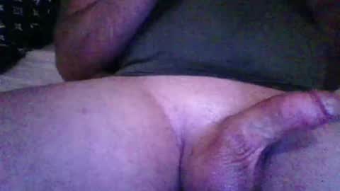 Snapshot of sisinyedz0000 chatting on 12.15.25 sisinyedz0000 online show from 12.15.25