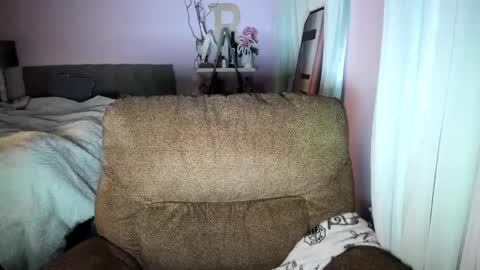 carra combs online show from 10.11.25