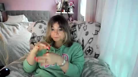 Snapshot of sissicassi chatting on 05.23.26 carra combs online show from 05.23.26