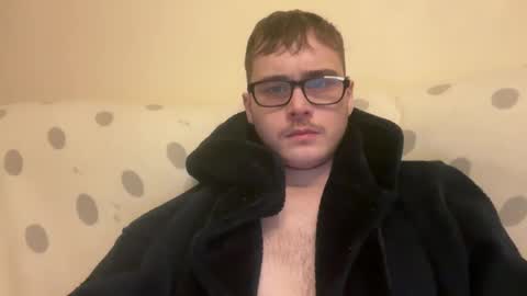 sissy_brit22 online show from 12.16.24