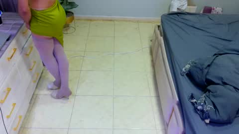 Snapshot of sissy_medlest chatting on 12.03.25 D i f a Ana Arbeh shemale online show from 12.03.25