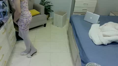 Snapshot of sissy_medlest chatting on 02.17.26 D i f a Ana Arbeh shemale online show from 02.17.26