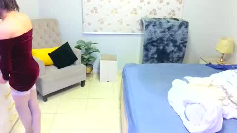 D i f a  Ana Arbeh shemale online show from 02.23.26