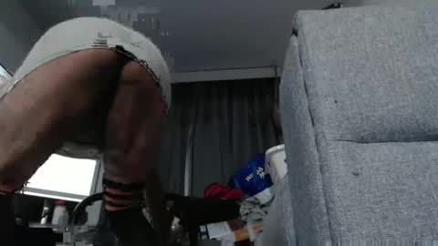 RESPONDS WELL TO ... online show from 02.04.25