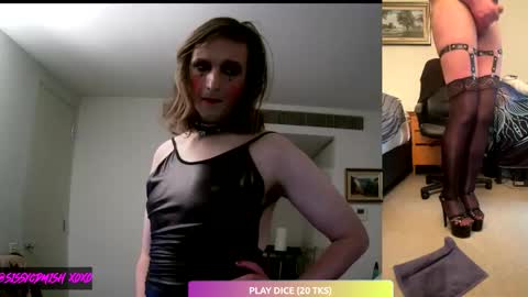 Snapshot of sissycdmish chatting on 11.12.25 SissyCDMish online show from 11.12.25
