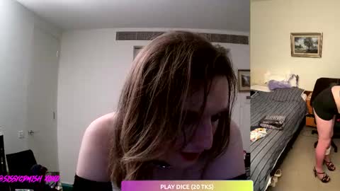 Snapshot of sissycdmish chatting on 11.21.25 SissyCDMish online show from 11.21.25