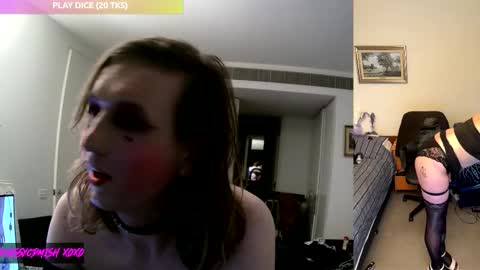 Snapshot of sissycdmish chatting on 11.23.25 SissyCDMish online show from 11.23.25