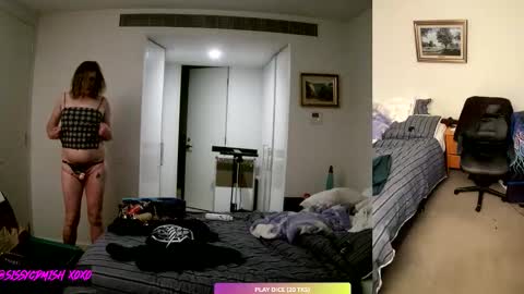 Snapshot of sissycdmish chatting on 11.30.25 SissyCDMish online show from 11.30.25