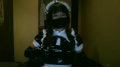 Snapshot of sissyerikajp chatting on 11.24.25 sissyerikajp online show from 11.24.25