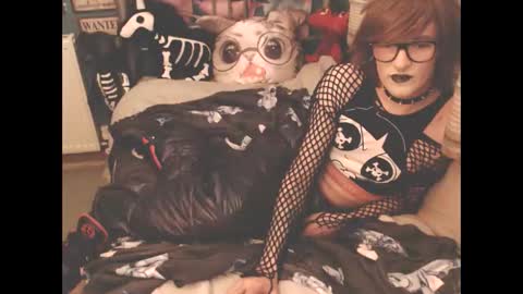 Snapshot of sissygothx chatting on 01.09.25 SissyGothx online show from 01.09.25