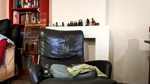 Petra online show from 04.15.26