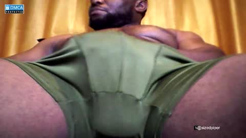 Snapshot of sizedpiper chatting on 11.01.25 Pvt is open. Drop thumbs up in satisfaction online show from 11.01.25