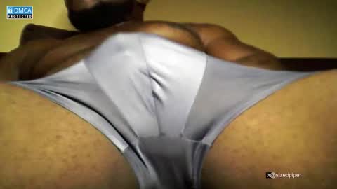 Snapshot of sizedpiper chatting on 03.01.26 Pvt is open. Drop thumbs up in satisfaction online show from 03.01.26