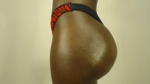 sizzly_ass online show from 06.04.26