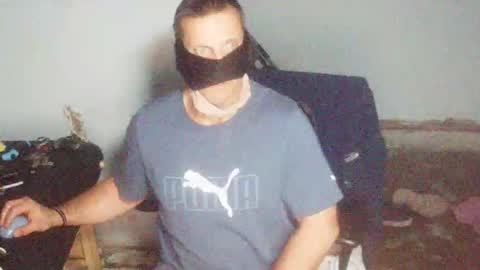 Snapshot of sizzzlenomics chatting on 11.18.25 SIZZZLENOMICS online show from 11.18.25