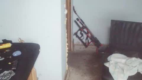 Snapshot of sizzzlenomics chatting on 11.19.25 SIZZZLENOMICS online show from 11.19.25