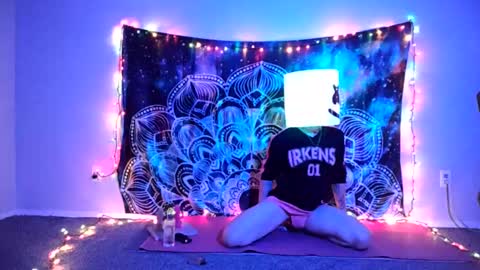 Snapshot of skankhuntrix chatting on 09.30.25 SkankHUNTRx online show from 09.30.25